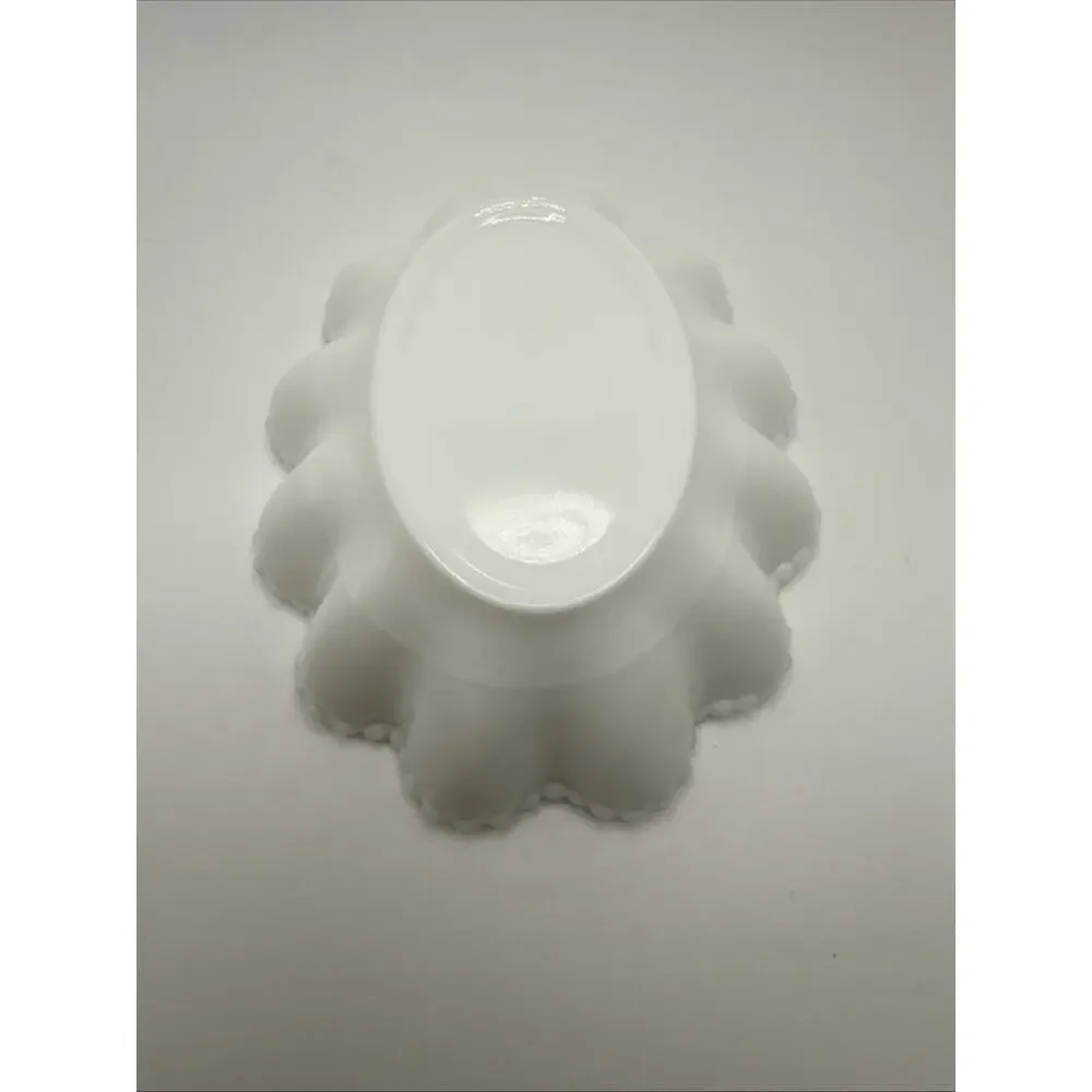 Vintage Westmoreland Milk Glass Doric Lace Oval Bowl Bead Ruffle Trinket Dish